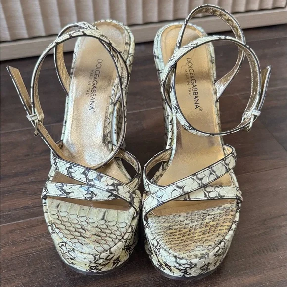 Dolce & Gabbana Cream and Brown Snake Print Wedges - Picture 3 of 8